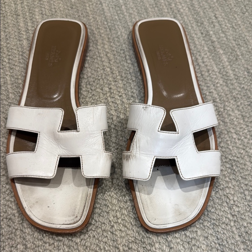 White Leather Hermes Oran Slide Sandals